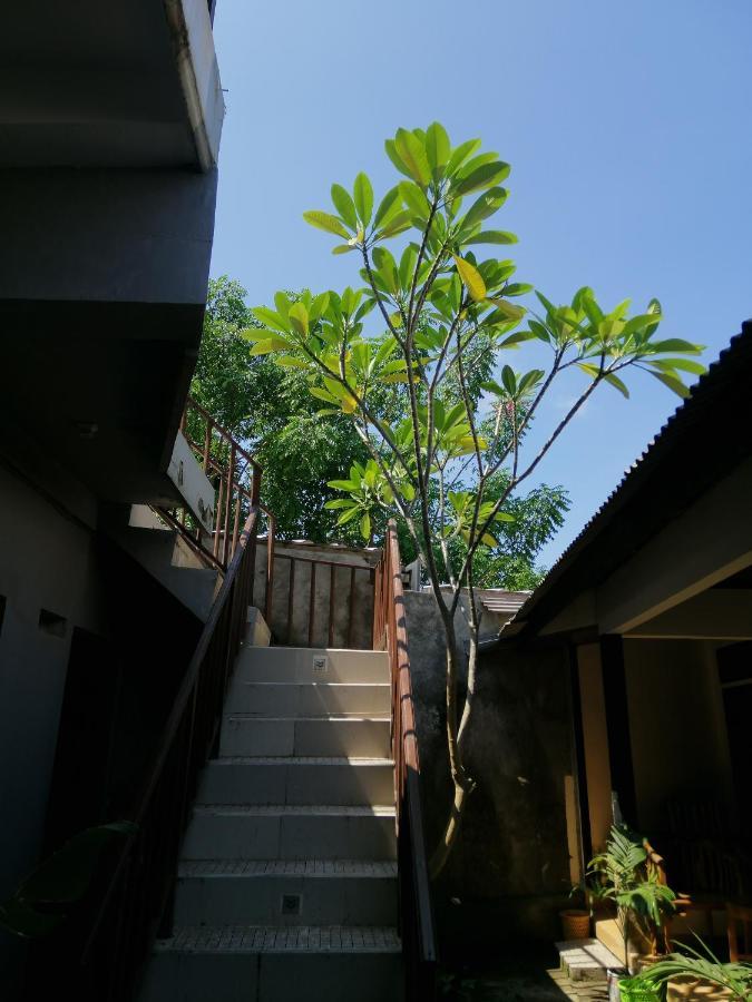Vacation Inn Gili Gili Trawangan Exterior foto